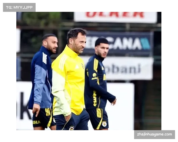 费内巴切客场3比2逆转贝西克塔斯穆里尼奥率队取关键三分