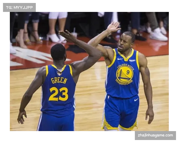 霍姆格伦护框与协防范围 成为雷霆防守体系关键一环