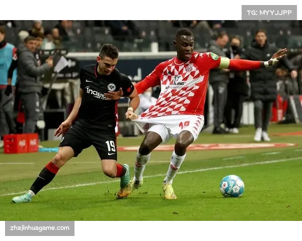 贝尔成功对抗42次,美因茨中场身体对抗能力突出 贝尔成功对抗42次,美因茨中场身体对抗能力突出